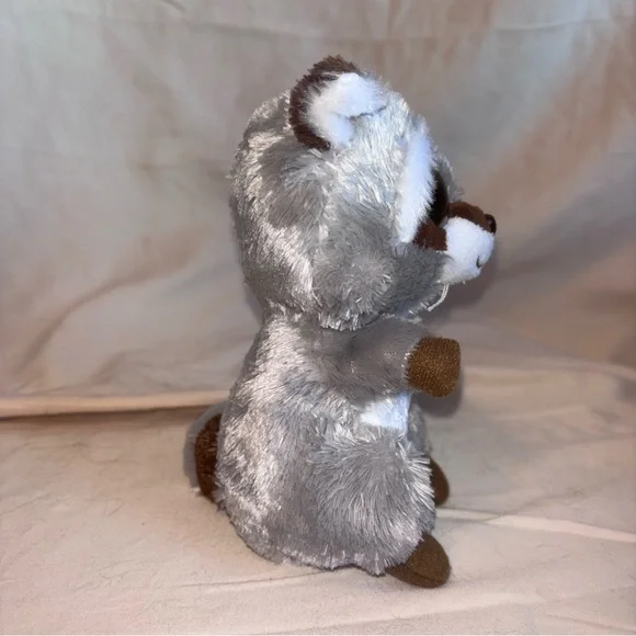 Ty Stuffed Animal - Gray and Brown Raccoon w/Tags - Picture 6 of 8